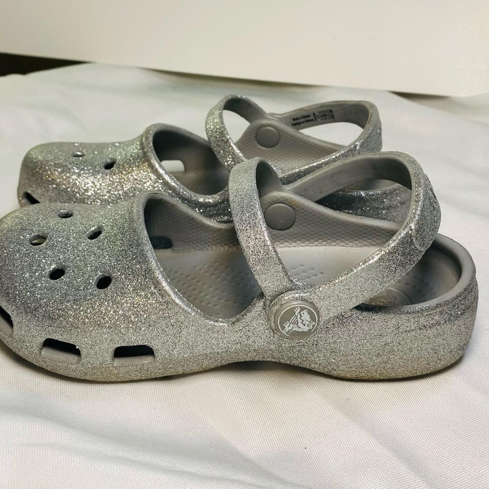 Crocs girls silver glitter sandals shoes double ankle straps Sz 13 - Picture 5 of 9